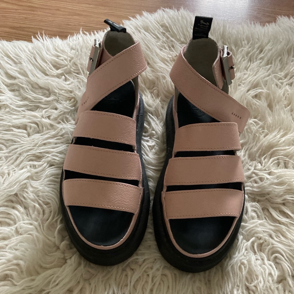 Dr. Martens Clarissa Quad
